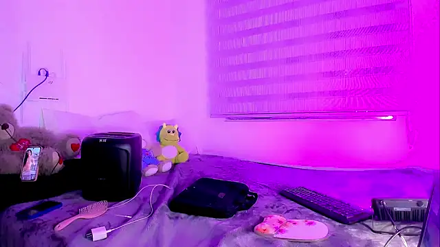 Emmabakers webcam