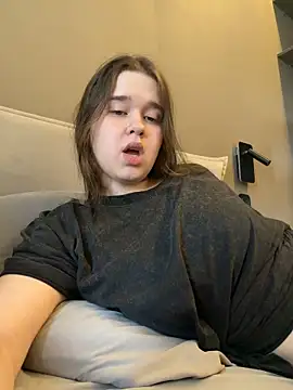HornyGirlH webcam