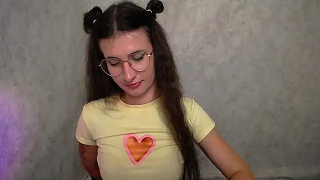 MaryEm976 webcam