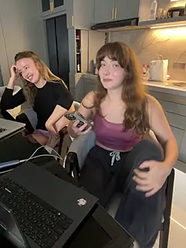 Nura_n_Sarah