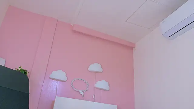 SeleneGibson__ webcam