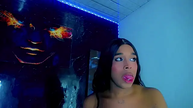 Model: SaramyBigcock