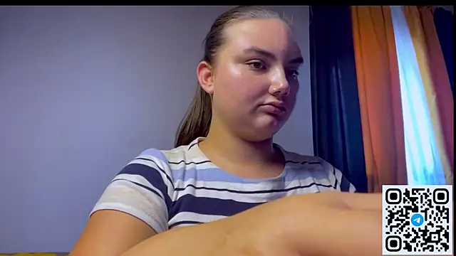 Dreamyblushfairy webcam