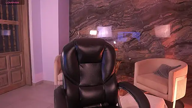 KylaMorrison webcam