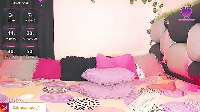 sabrinamossii - Sabrinamossii's free webcam - UK Sex Cams