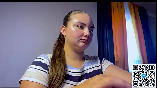 Dreamyblushfairy webcam