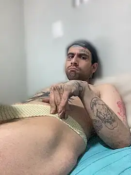 delidemente333 live cam on StripChat
