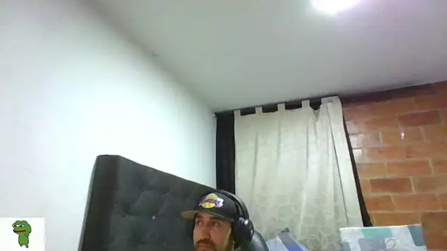 coolfriki webcam