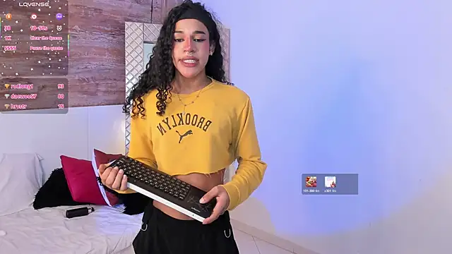 Amaia_Monroe webcam