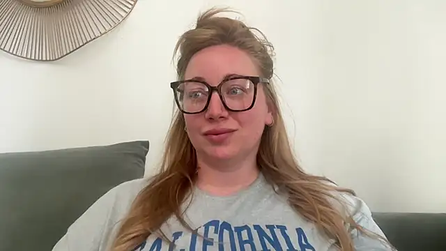 arielsweetieee webcam