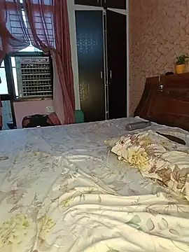 ShanayaRoseXO webcam