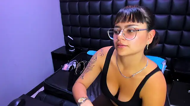 Raven_Black69 webcam