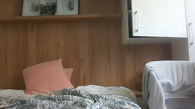 Lantti_Irres live sex cam