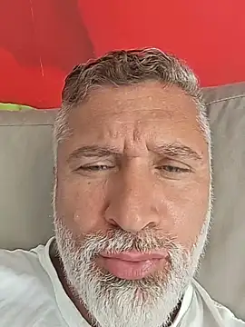 BlowMyXXL live sex cam
