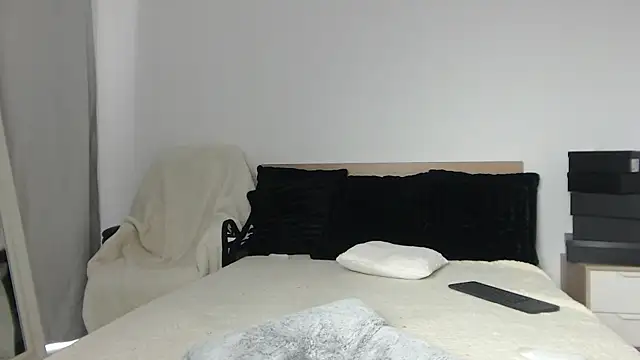 Layla23a webcam