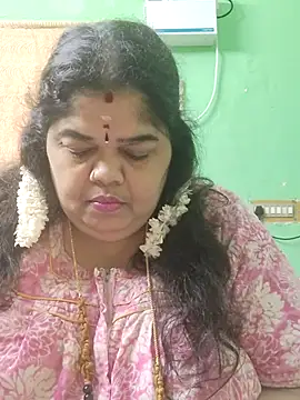 tamilthanushri webcam