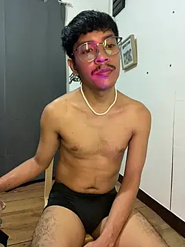 asian_darlingcummersxxx (M young) - Public cum show