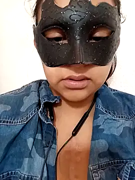 morriganrosee (F young) - Rico baño, mojar el cuerpo 😋