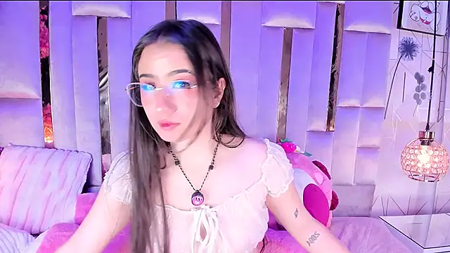 Naomistart webcam