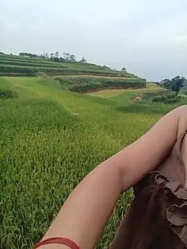 Linda-yiyi webcam