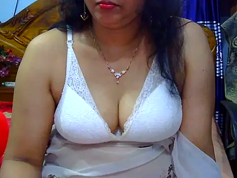 Horny_Doll24 webcam