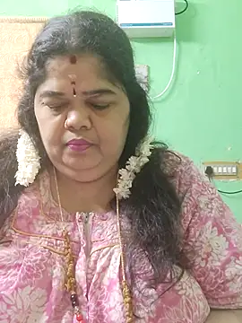 tamilthanushri webcam