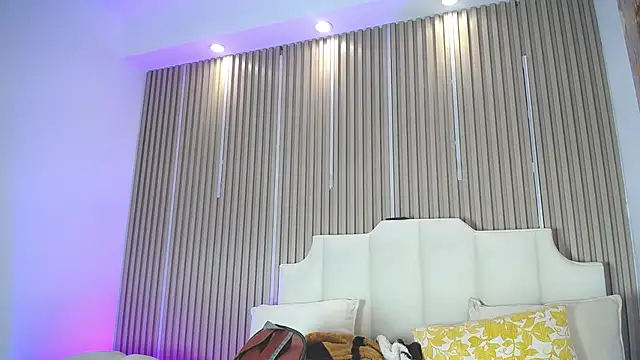 CrystalLaurent webcam