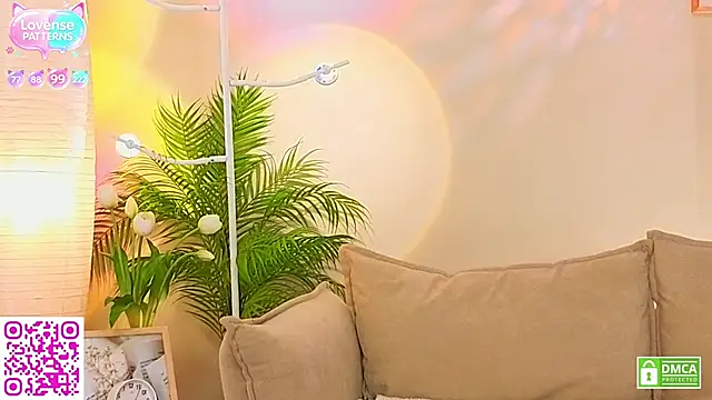 OliviaKis_ webcam