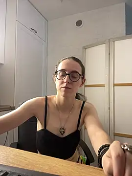 martiniiselenna - MartiniiSelenna's free webcam - UK Sex Cams