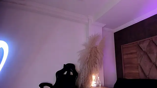 CristineRainn_ webcam