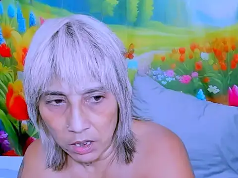 indianroxy webcam