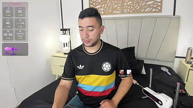 LunaAndDante webcam