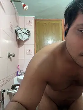 Kira_1413 webcam
