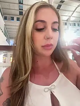 Amiraxevans webcam