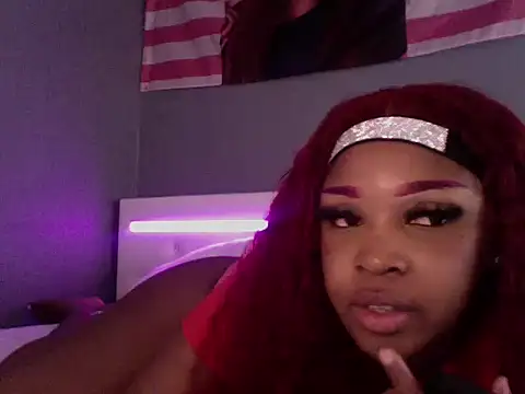 LuckyTonightx webcam