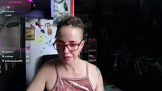 LisaFoxy_y webcam