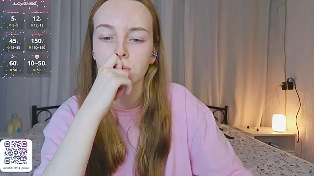 bae_cake_ live cam on StripChat