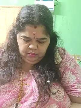 tamilthanushri webcam