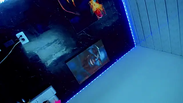 SaramyBigcock