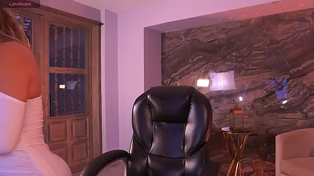 KylaMorrison webcam