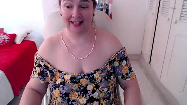 leonela_69 webcam