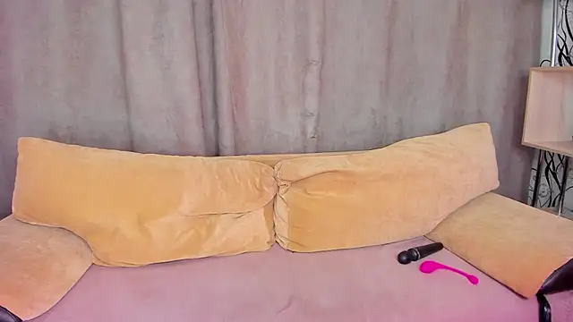 space_cowgirl live cam