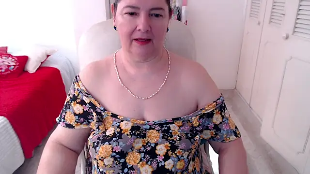 leonela_69 webcam