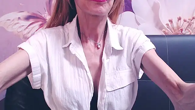 BlondPussy webcam