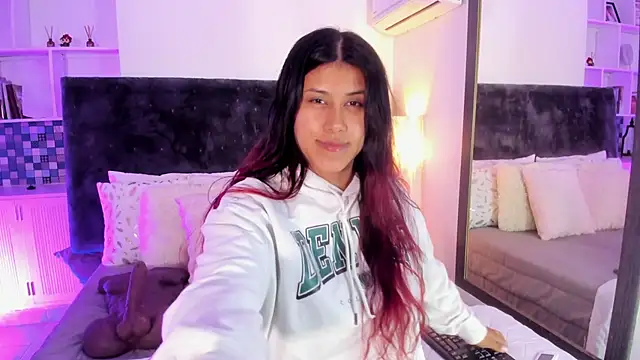 Karlagonzales_ webcam