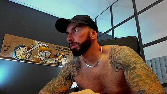 AronGrant webcam