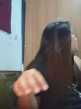 sweetbigtits19 webcam
