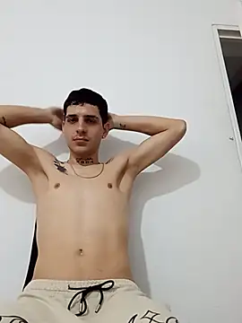 boy_max_latin webcam