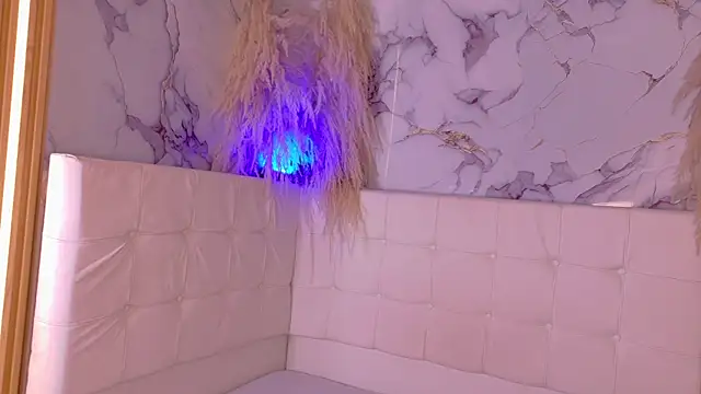 LilySweet__ webcam