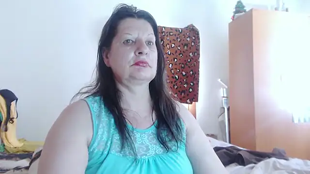ExtasyMature live cam on StripChat